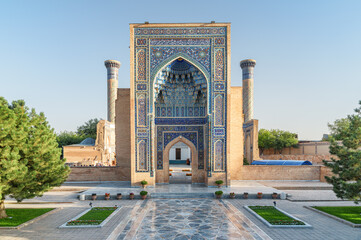 Exterior of the Gur-e-Amir (Guri Amir) in Samarkand, Uzbekistan - obrazy, fototapety, plakaty