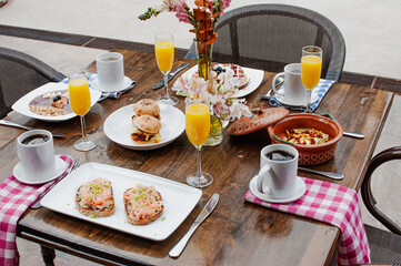 Desayuno al aire libre.