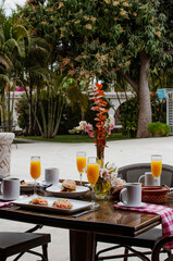 Desayuno al aire libre.