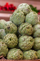 Fototapeta premium A bowl of artichokes with the word artichoke on it