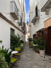 Fototapeta na wymiar Alley in the old town of Tarifa