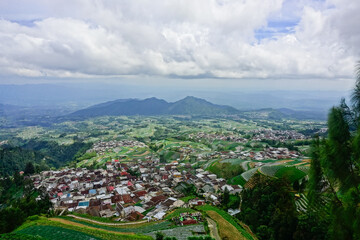 view of the city from the mountains 