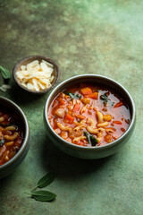 soupe de légumes tomate et pâtes minestrone fait maison