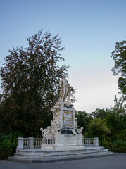 Fototapeta premium Mozart statue in Vienna