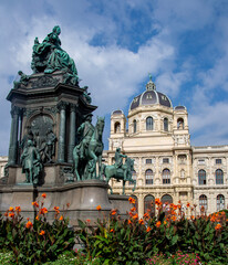 Fototapeta na wymiar Maria-Theresien-Platz in Vienna