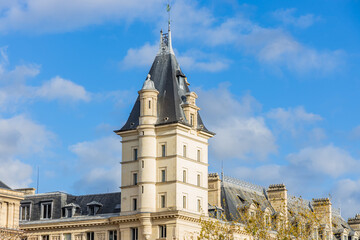 Obraz premium Tour Pointue tower of the Paris Criminal Court building on the Quai des Orfevres in Paris, France