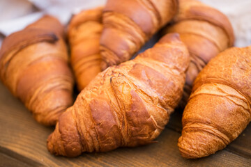 Fresh croissants - 577525421