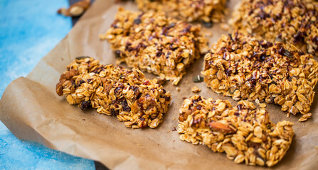 Granola bars, healthy protein full snacks with oats, nuts and chocolate - 577525459