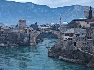 Famoso puente de Mostar, Bosnia Herzegovina