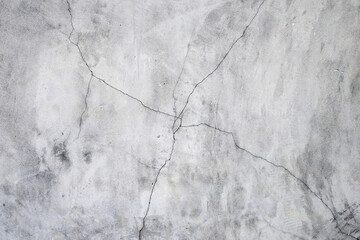 Home building problem. Wall cracked.