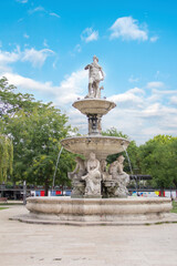Fototapeta na wymiar Beautiful view of the fountain with sculptures in Budapest, Hungary