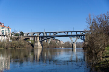 Panorámica del río Miño a su paso por Ourense. Galicia, España.
