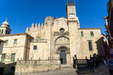 Fototapeta na wymiar Fachada sur de la catedral de Ourense. Una de las más bellas obras del románico español. Galicia, España.