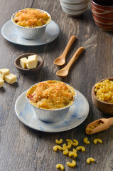 Macaroni Balls baked with melted cheese
