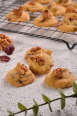 Walnut cookies are made to be a healthy cokkies for people who loves healthy lifetsyle
