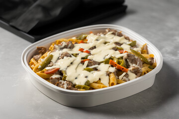 Delicious and Easy Low Carb Philly Cheesesteak Casserole Recipe for Keto Diet