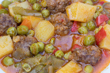 Turkish Food Meaty Green Pea Stew - Stewed Meat Etli Bezelye.