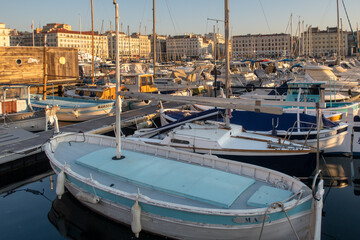 Bateaux sur le port de Marseille, Bouches-du-Rhône, Provence-Alpes-Côte d'Azur.
