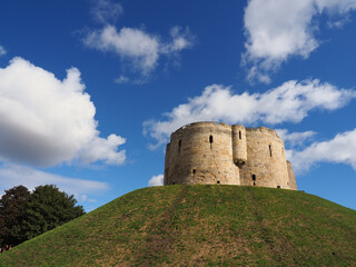 Fototapeta na wymiar the famous historic monument called Clifford's Tower in York