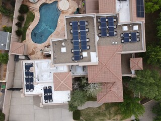 Large house with pool and solar panels - Solar Installation