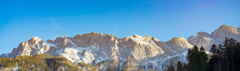 Wide-angle panoramic image of the Alpine mountains with a resolution of 32 to 9.