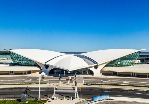 Areal view of the historic TWA Flight Center and JetBlue Terminal 5 at JFK Airport