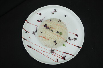 o'zbek va yevropa taomlari, milliy taomlar, baliq, kabob, go'sht, qovurilgan jo'ja, quymoq, guruch, sho'rva