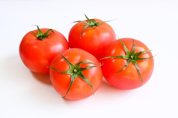 トマト４個