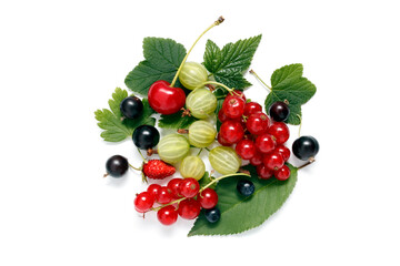 Naklejka na ściany i meble A mix of various summer ripe berries with leaves on a white background. Currants, blueberries, blueberries, strawberries and cherries, top view