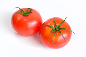 トマト２つ
