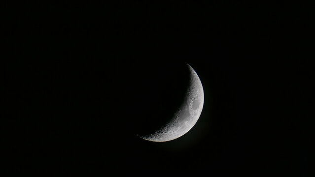 zoomed in to a beautiful crescent