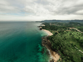 Obraz premium Coast of Koh Lanta island in Thailand and Andaman sea