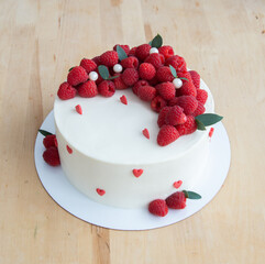 cake with berries