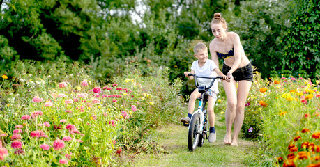 Fototapety na wymiar - Fototapeta24.pl