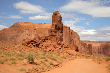 Fototapeta na wymiar Monument Valley (Arizona, USA) - Wunderschöner Nationalpark