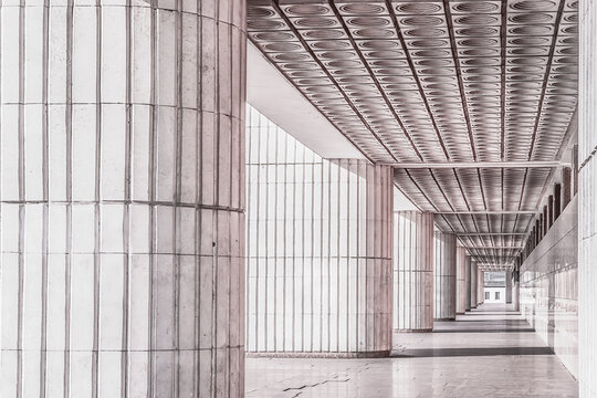 The architecture of constructivism. Open gallery with coffered ceiling