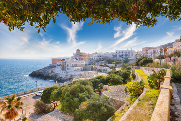 Obraz na płótnie Canvas Beautiful coastal town in Santa Cesarea Terme in Salento region of Italy.