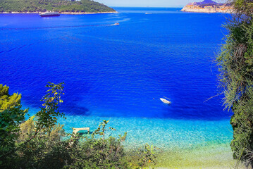 Fototapeta na wymiar Elaphiti islands, turquoise adriatic beach in Dalmatia, Croatia