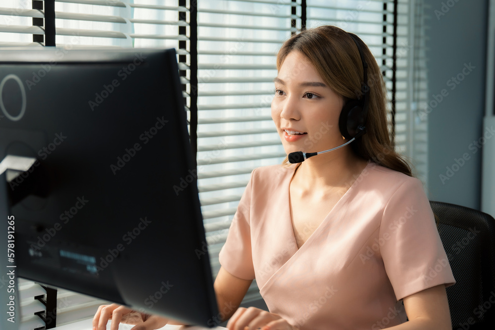 Aufkleber competent female operator working on computer and while talking with clients. concept relevant to bo