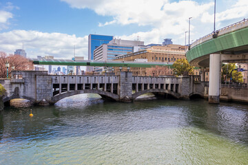 大阪・土佐堀川と錦橋