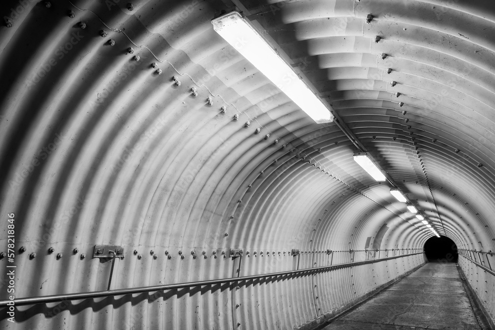 Poster Interior view of empty tunnel. Architecture abstract background