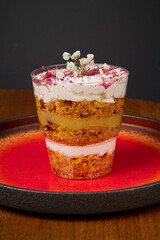 chocolate and mocha small cakes in large trifle caramel