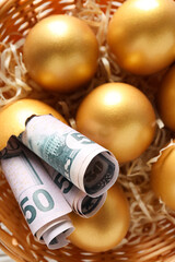 Obraz na płótnie Canvas Golden eggs, pension savings, investments and retirement