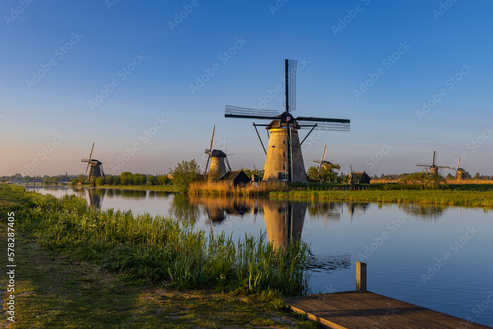 Wall mural Traditional Dutch windmills in Kinderdijk - Unesco site, The Netherlands