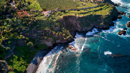 Fotos aéreas de la playa y sendero de la Rambla de Castro en Los Realejos, Tenerife. Dron. © Ruyman