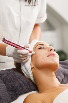 Dermapen Treatment In A Beauty Salon