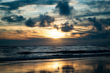 Fototapeta premium sunset at the beach