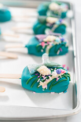 Mermaid cakesicles