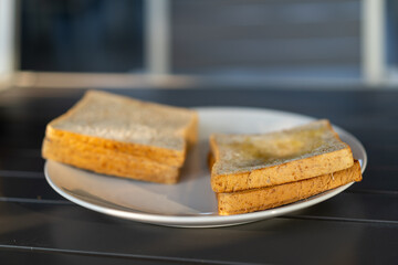 Sliced bread in a plate.