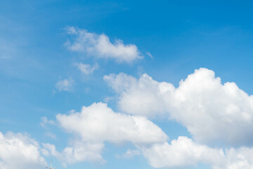 Obraz premium Blue sky background with white clouds. Nature cloud blue sky background.
